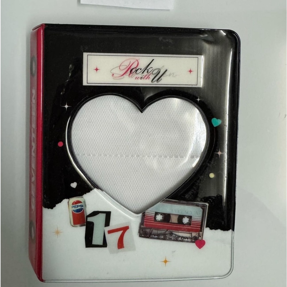 K-Pop Seventeen attacca collect book